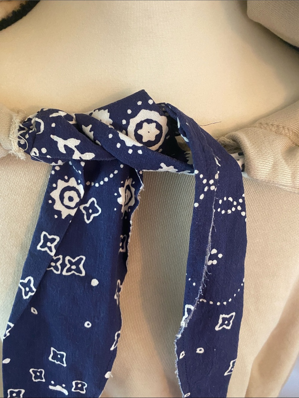 Free prople oversized size large necktie tie hoodie - Picture 2 of 9